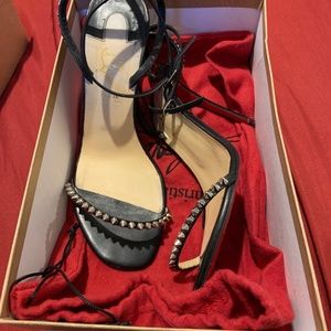 Hot Chick Red Bottoms